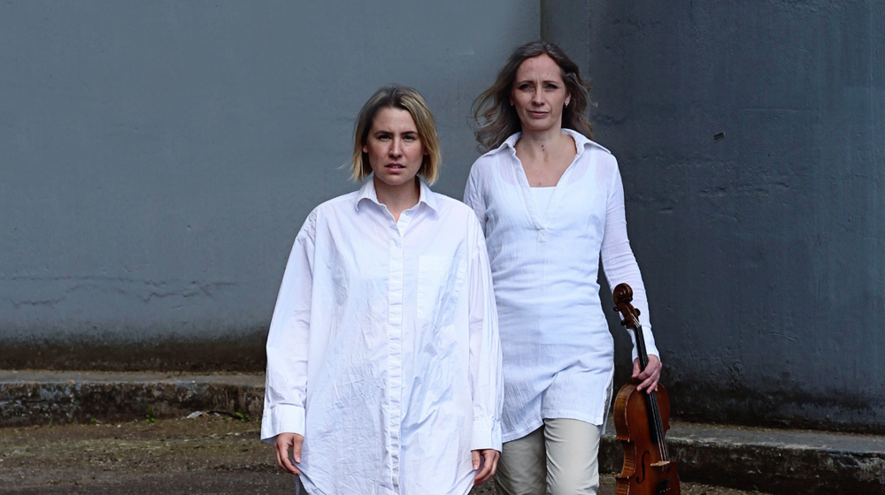 Affischbild för Mat & Teater: Beata på Teater Västernorrland