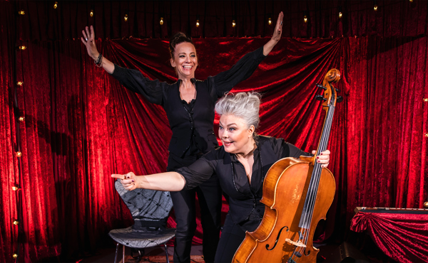 Lise & Gertruds krogshow - ett gästspel hos Teater Västernorrland