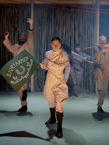 Djurfarmen gästspel av Teater Halland