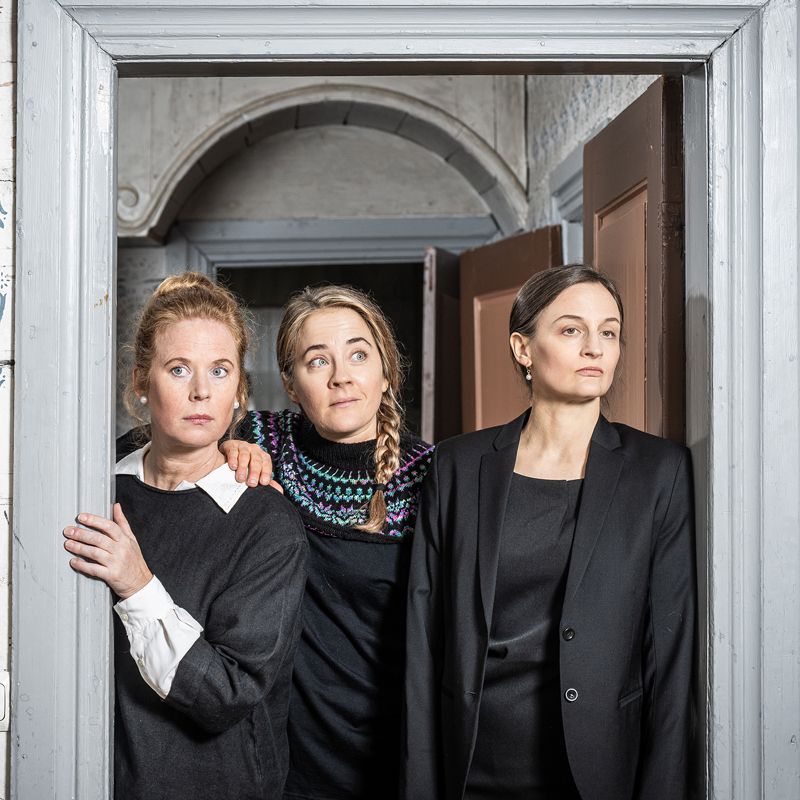 Barndomshemmet - ett gästspel av Norrbottensteatern hos Teater Västernorrland